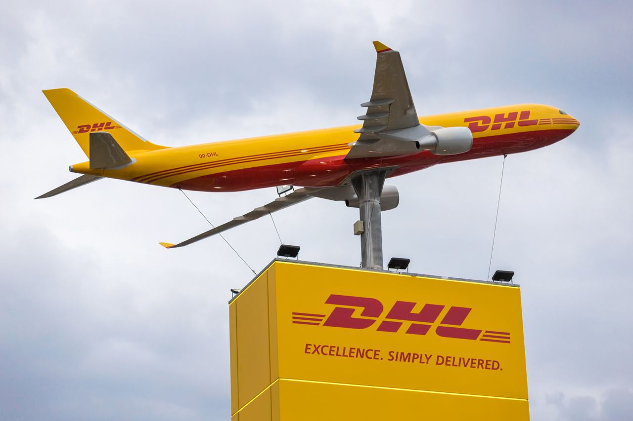 Новий графік забору посилок кур’єрами DHL